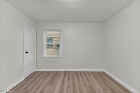 3674 W 103rd Street Cleveland OH 44111