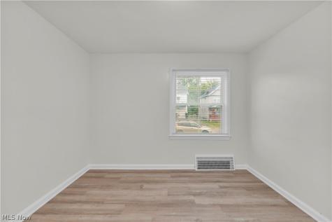3674 W 103rd Street Cleveland OH 44111