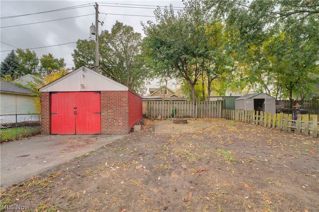 3674 W 103rd Street Cleveland OH 44111