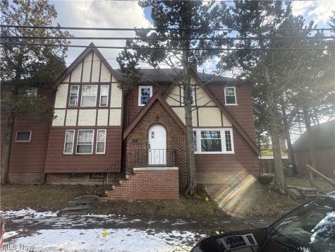 4058 Ardmore Road South Euclid OH 44121