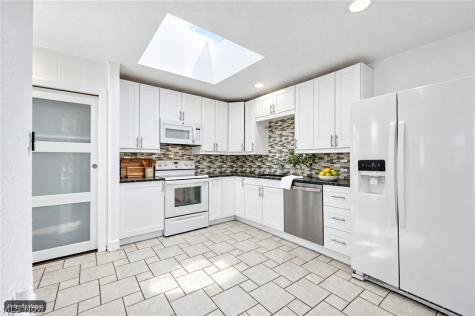 20368 Westwood Drive Strongsville OH 44149