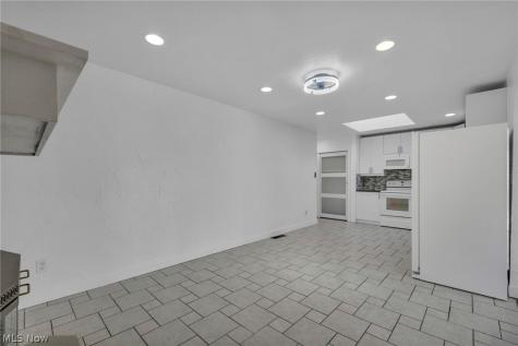 20368 Westwood Drive Strongsville OH 44149