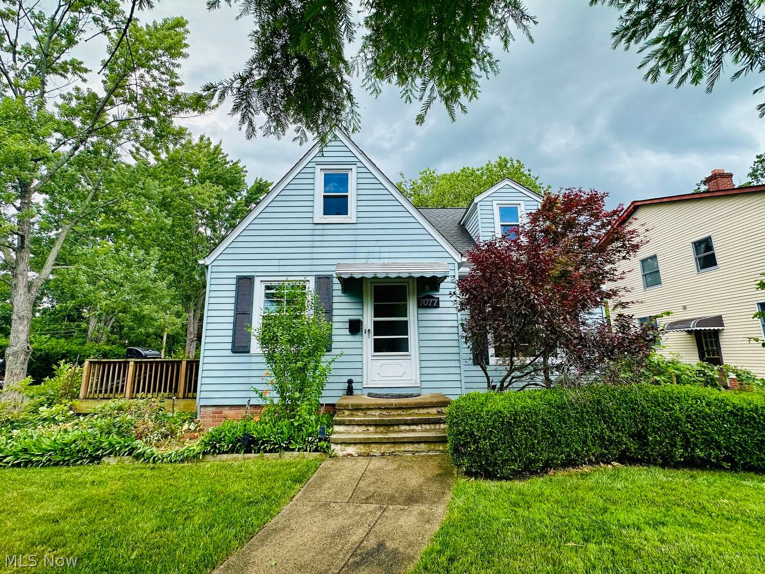 7077 Greenleaf Avenue Cleveland OH 44130