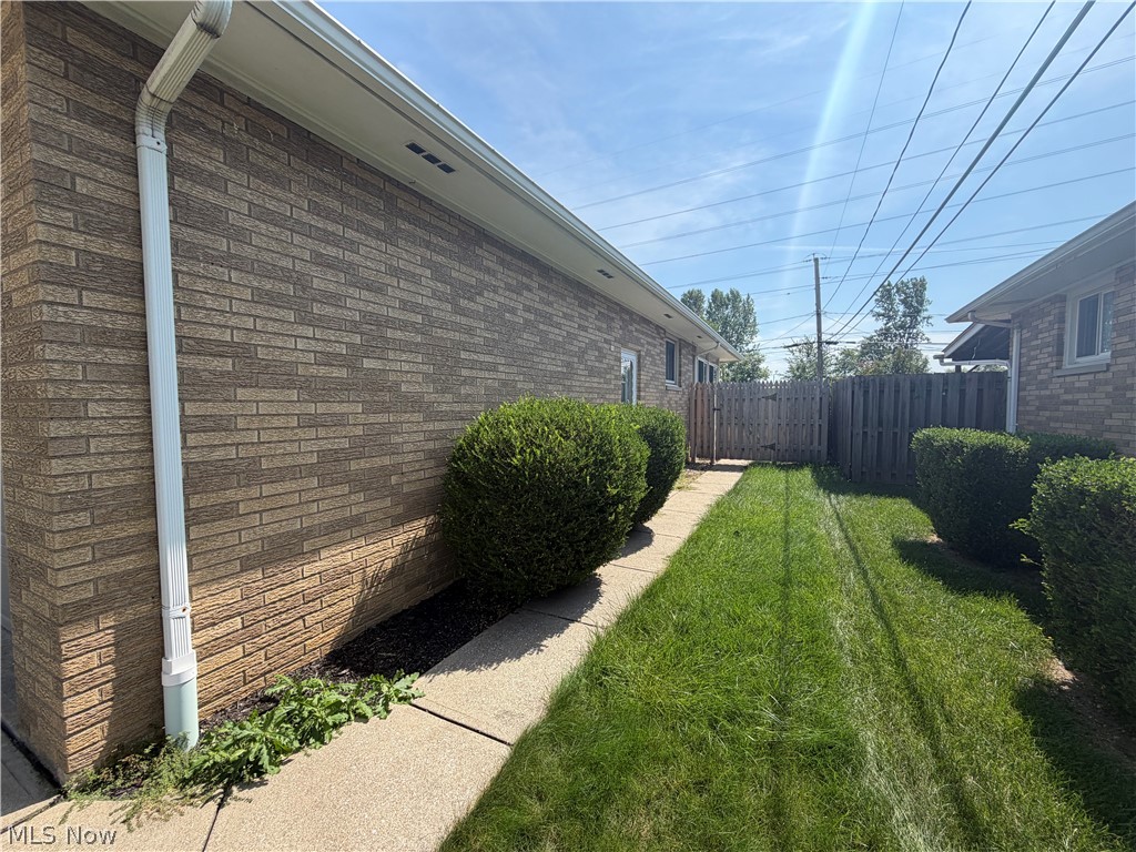 9711 Idlewood Drive Brooklyn OH 44144