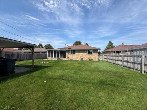 9711 Idlewood Drive Brooklyn OH 44144