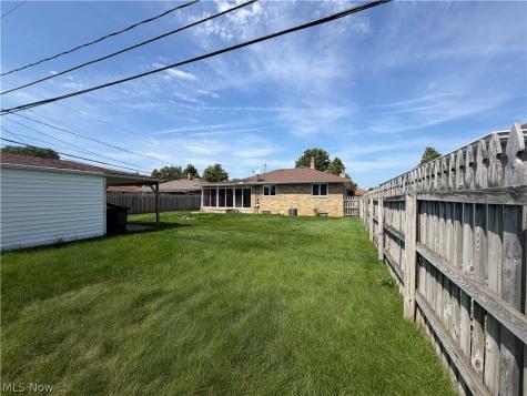 9711 Idlewood Drive Brooklyn OH 44144
