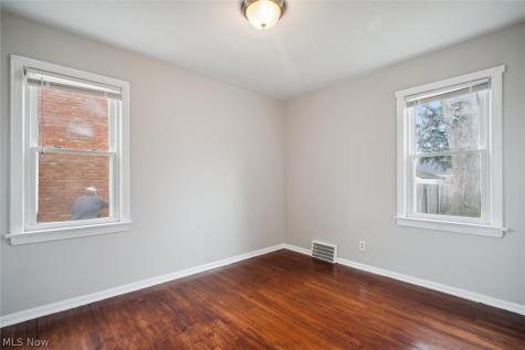 14116 Krems Avenue Maple Heights OH 44137