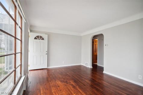 14116 Krems Avenue Maple Heights OH 44137