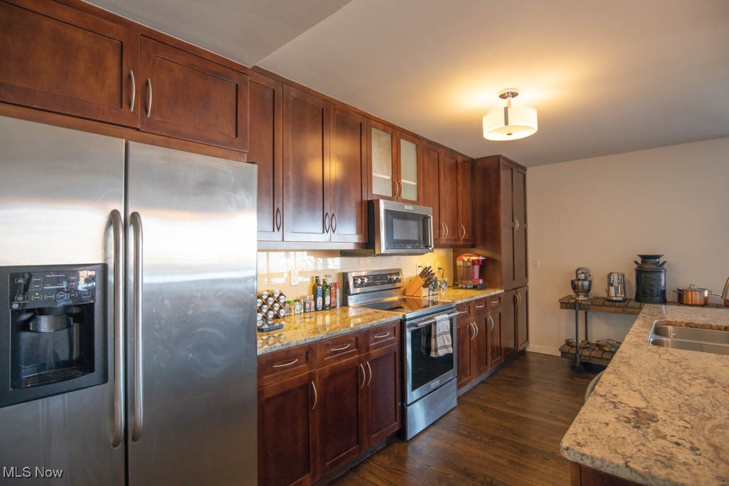 701 W Lakeside Avenue Cleveland OH 44113