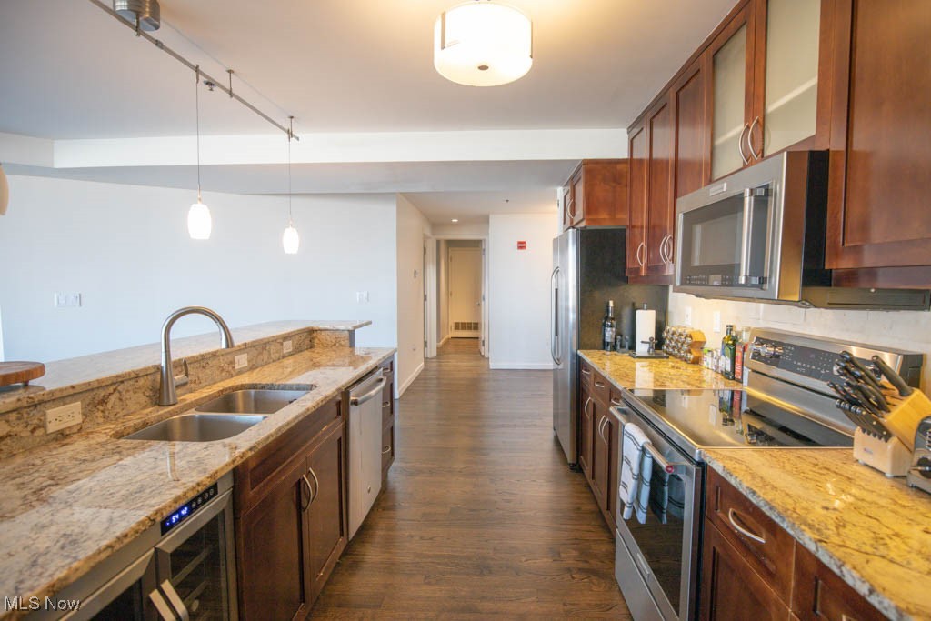 701 W Lakeside Avenue Cleveland OH 44113