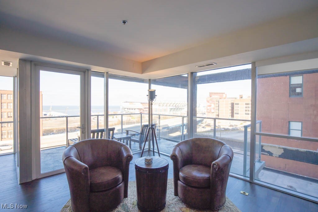 701 W Lakeside Avenue Cleveland OH 44113