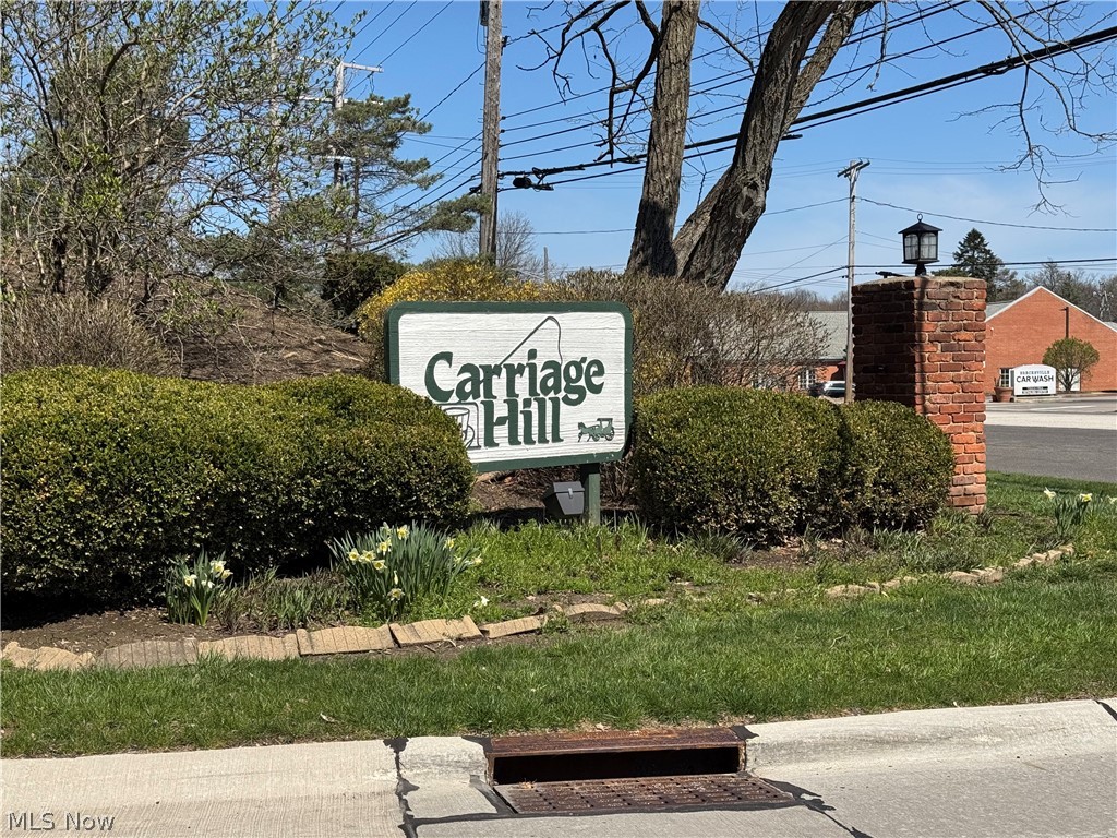 6910 Carriage Hill Drive Brecksville OH 44141
