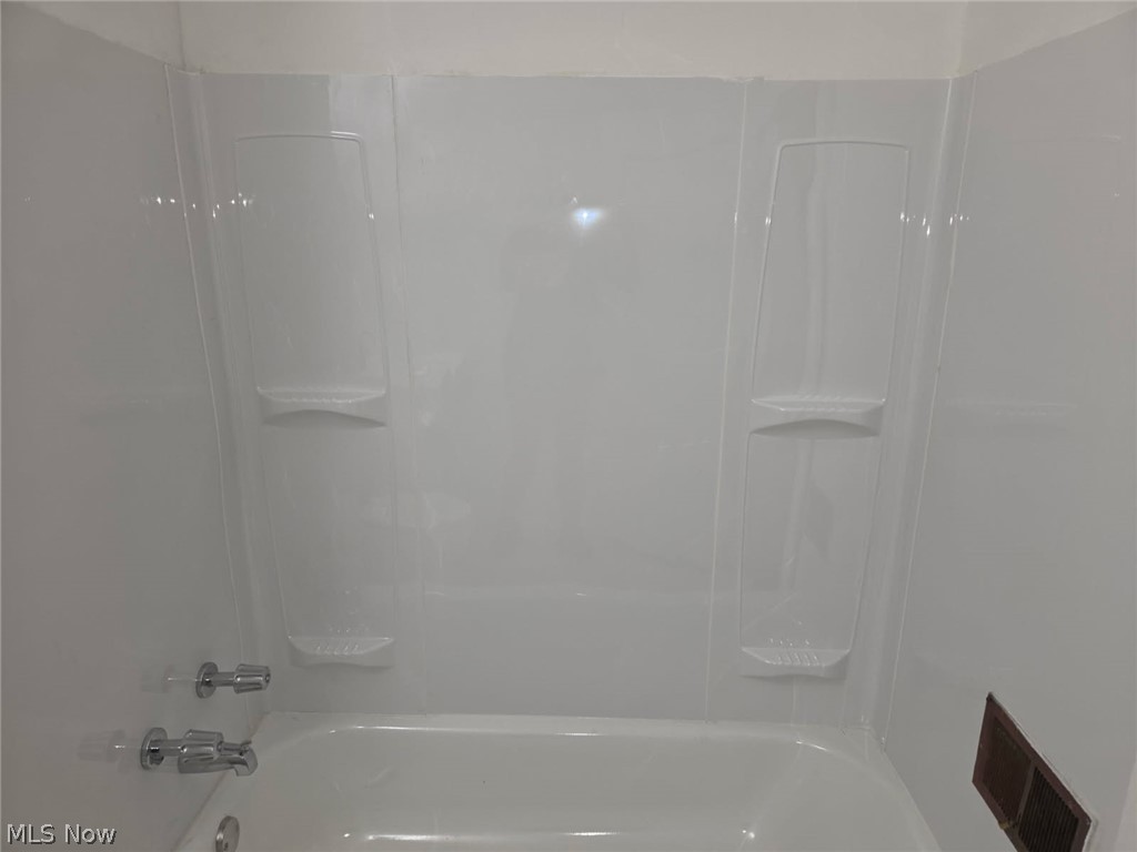 13613 Bartlett Avenue Cleveland OH 44120