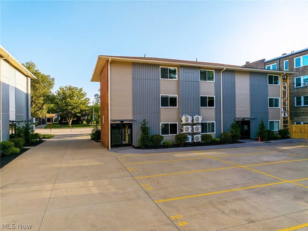10528 Clifton Boulevard Cleveland OH 44102