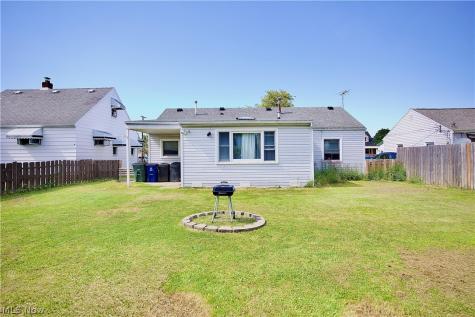6117 Ira Avenue Brooklyn OH 44144