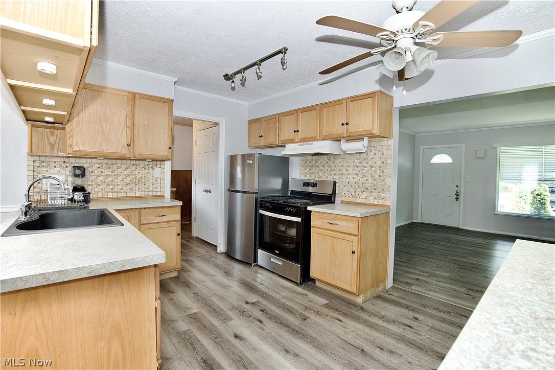6117 Ira Avenue Brooklyn OH 44144