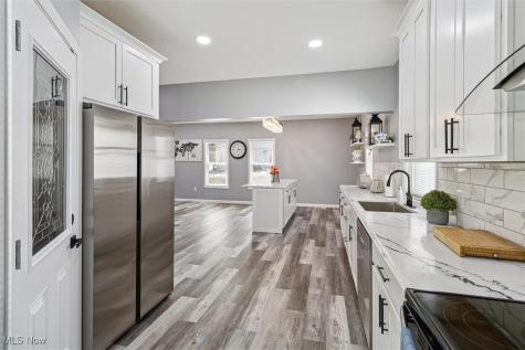 1962 W 96th Street Cleveland OH 44102