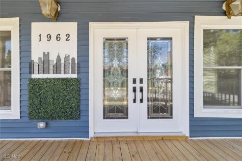 1962 W 96th Street Cleveland OH 44102