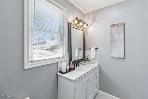 1962 W 96th Street Cleveland OH 44102