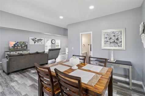 1962 W 96th Street Cleveland OH 44102