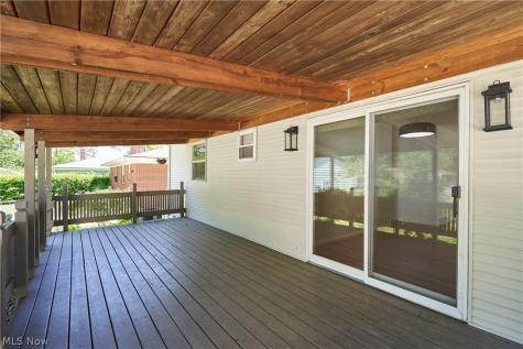 1056 Endicott Drive Akron OH 44313