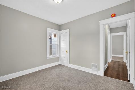 13608 Earlwood Road Cleveland OH 44110