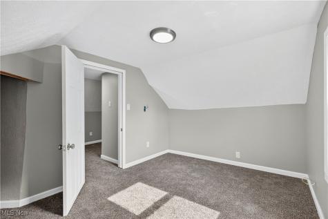 13608 Earlwood Road Cleveland OH 44110