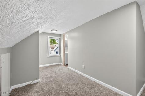 13608 Earlwood Road Cleveland OH 44110