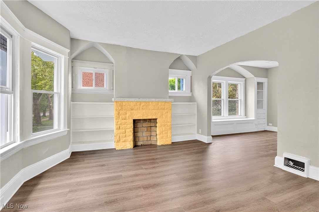 13608 Earlwood Road Cleveland OH 44110