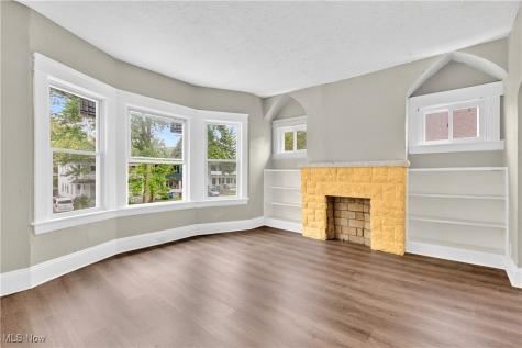 13608 Earlwood Road Cleveland OH 44110