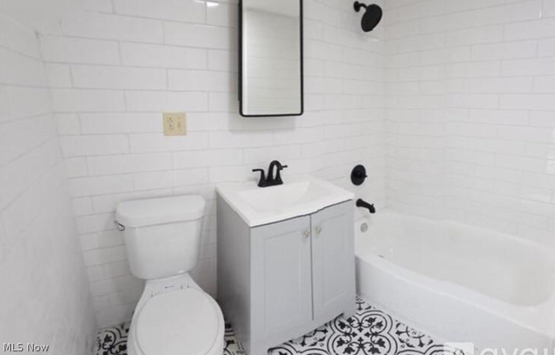 3010 Daisy Avenue Cleveland OH 44109