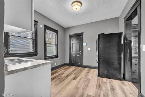 2893 E 119th Street Cleveland OH 44120