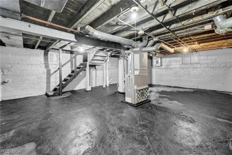 2893 E 119th Street Cleveland OH 44120