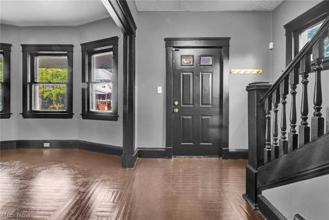 2893 E 119th Street Cleveland OH 44120