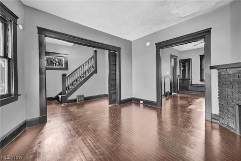 2893 E 119th Street Cleveland OH 44120
