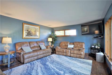 4184 Hunsicker Drive Akron OH 44319
