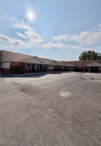 1819 Gracewoods Drive Niles OH 44446