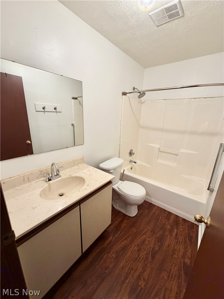 1819 Gracewoods Drive Niles OH 44446