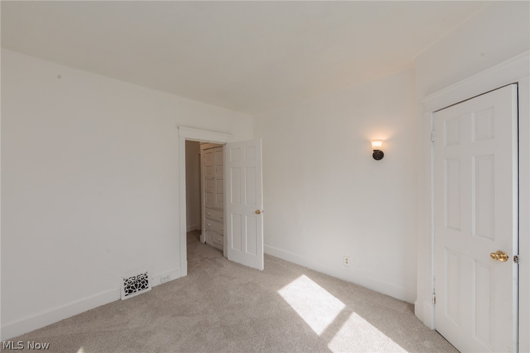 1519 Ridgewood Avenue Lakewood OH 44107