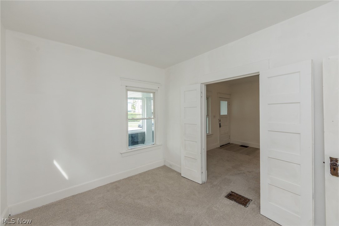 1519 Ridgewood Avenue Lakewood OH 44107