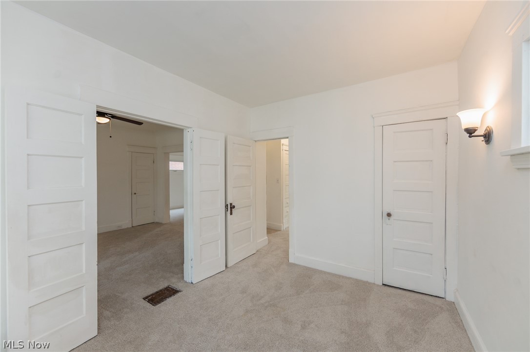 1519 Ridgewood Avenue Lakewood OH 44107