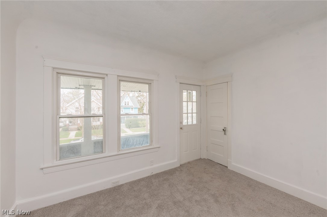 1519 Ridgewood Avenue Lakewood OH 44107