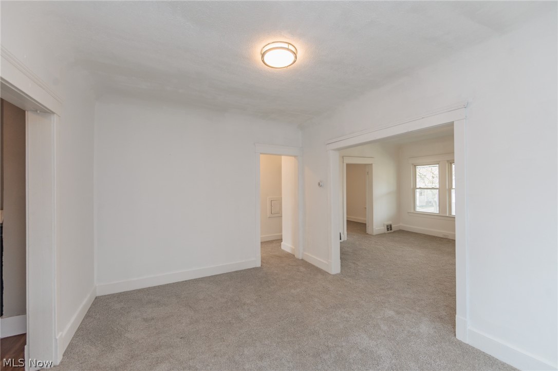 1519 Ridgewood Avenue Lakewood OH 44107