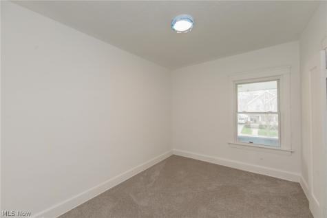 1519 Ridgewood Avenue Lakewood OH 44107