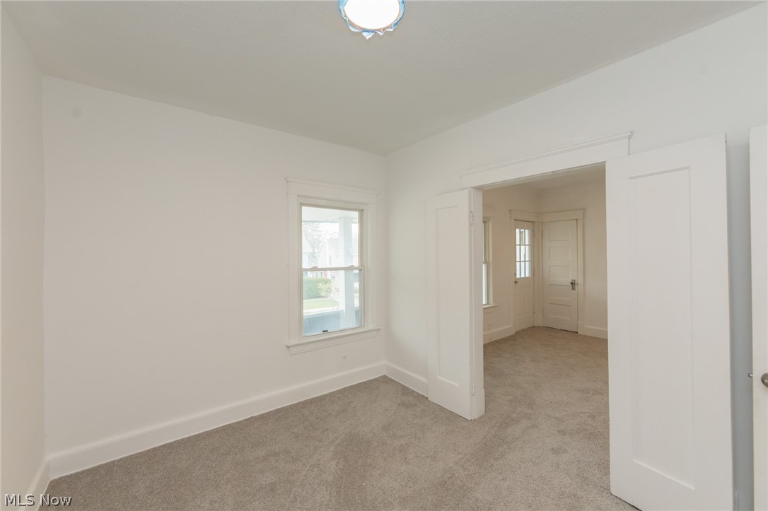 1519 Ridgewood Avenue Lakewood OH 44107
