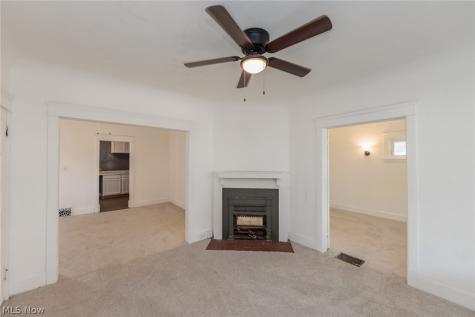 1519 Ridgewood Avenue Lakewood OH 44107
