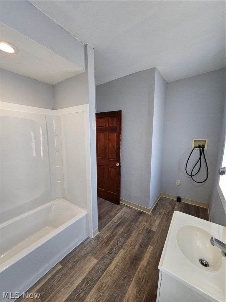 7010 Wakefield Avenue Cleveland OH 44102