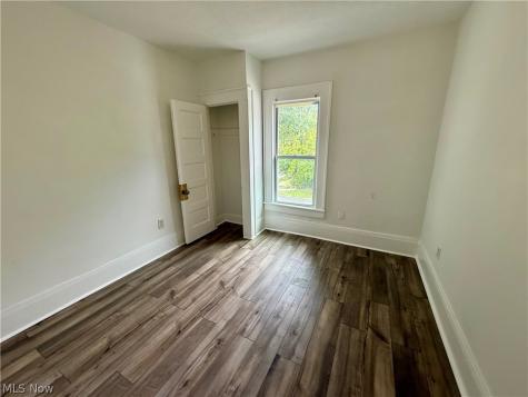 895 Beardsley Street Akron OH 44311