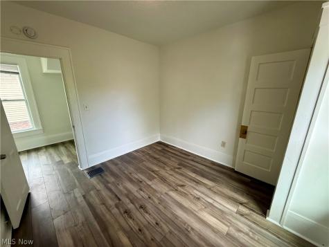 895 Beardsley Street Akron OH 44311