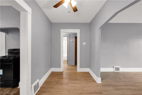 16119 Parkgrove Avenue Cleveland OH 44110